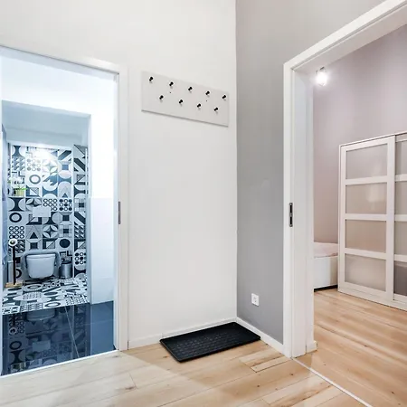 Walk To Opera House - 3br Live In Designer *