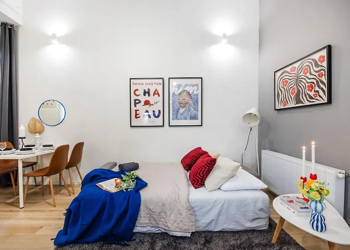 Walk To Opera House - 3br Live In Designer * Budapest
