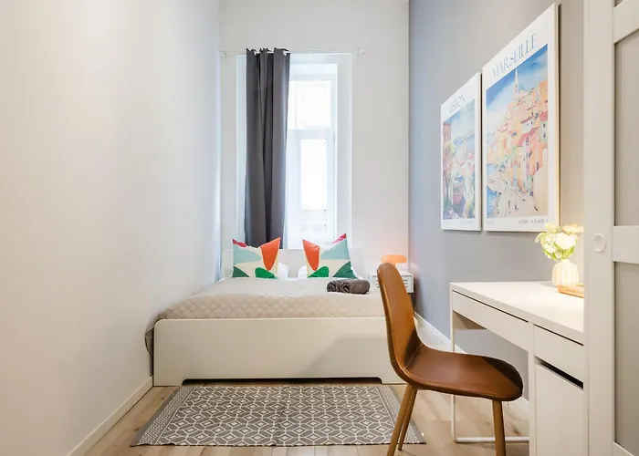 Walk To Opera House - 3br Live In Designer