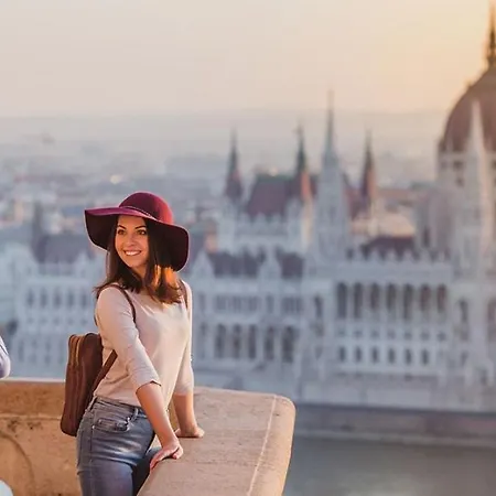 Walk To Opera House - 3br Live In Designer شقة *