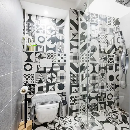 Walk To Opera House - 3br Live In Designer