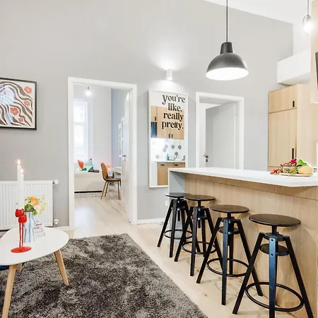 Walk To Opera House - 3br Live In Designer شقة *