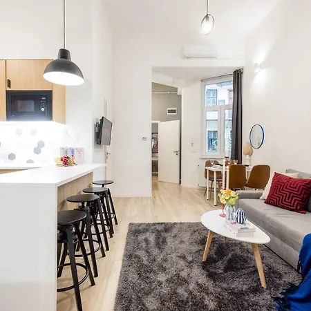 Walk To Opera House - 3br Live In Designer شقة *