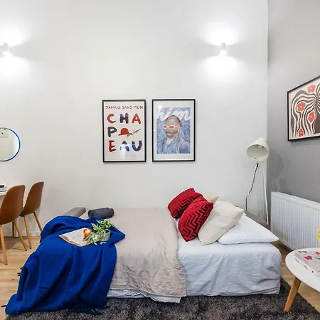 Walk To Opera House - 3br Live In Designer * Budapeste