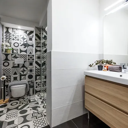 Walk To Opera House - 3br Live In Designer Appartement